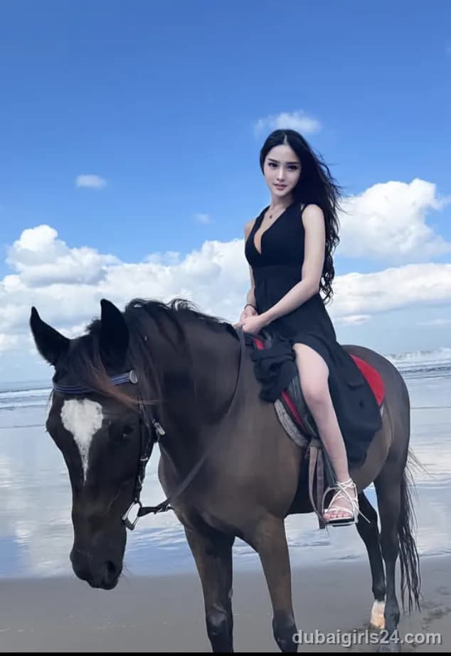 Leticia, Indonesian escort in JVC, Dubai