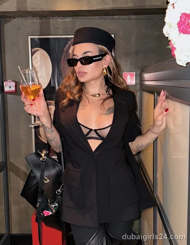 Selena, British escort in Downtown Dubai, Dubai — photo 2