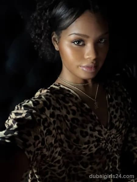 Adaora, Nigerian escort in Business Bay, Dubai — photo 4
