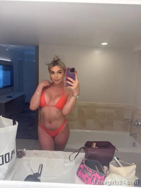 Melania, Brazilian escort in JVC, Dubai — photo 3