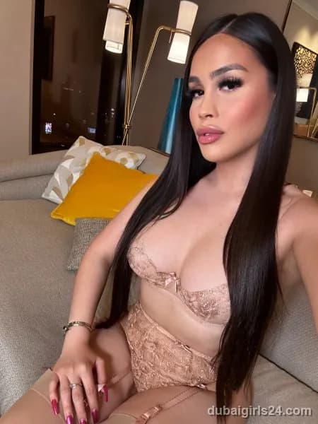 Ngozi, Belarusian escort in Downtown Dubai, Dubai — photo 2