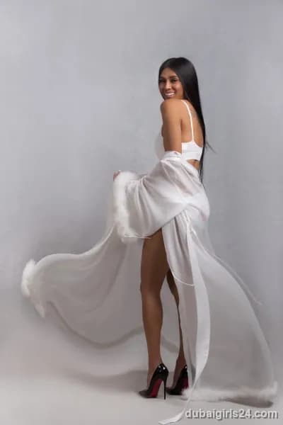 Alessia, Thai escort in JVC, Dubai — photo 4