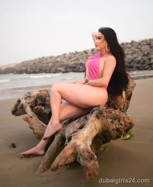 Ishika, Colombian escort in JBR, Dubai — photo 3