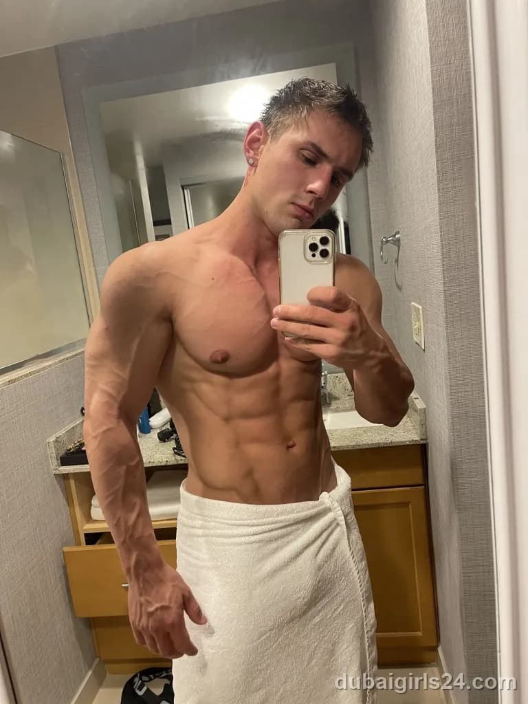 Pascal, Russian escort in JVC, Dubai
