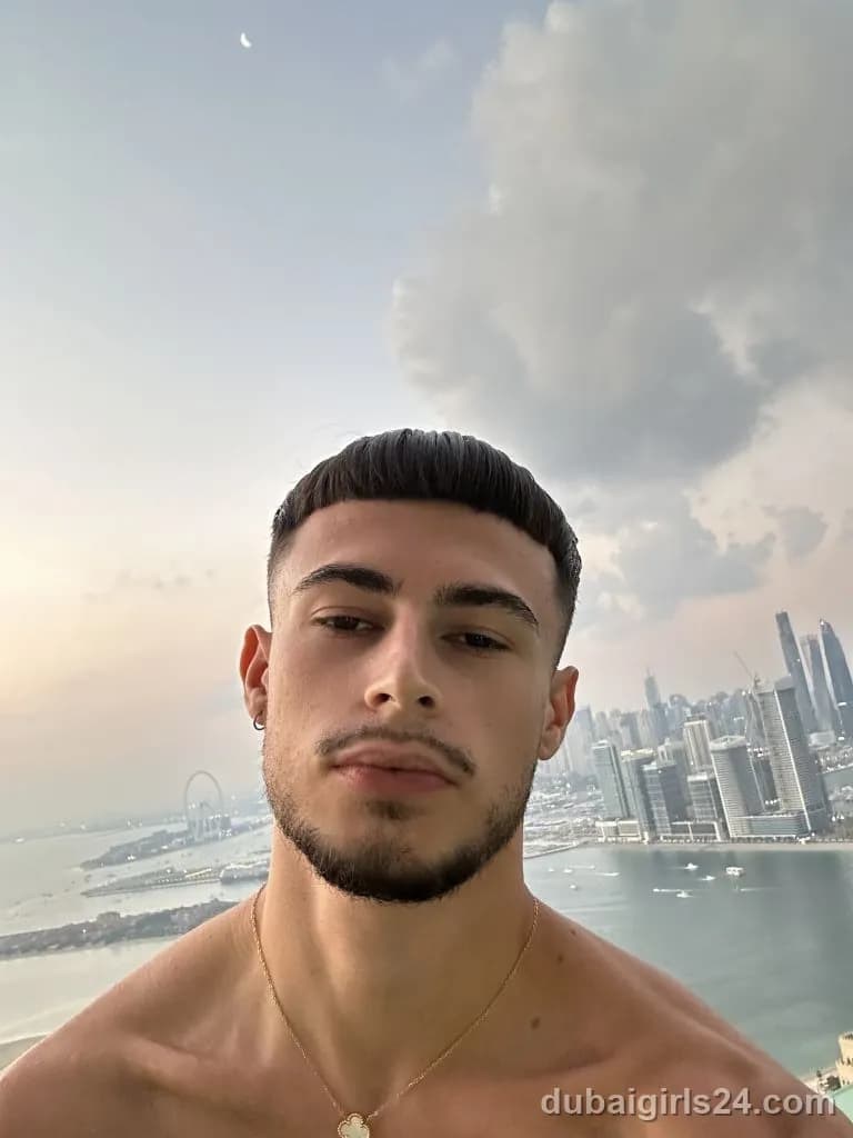 Vadim, British escort in Dubai Marina, Dubai — photo 3