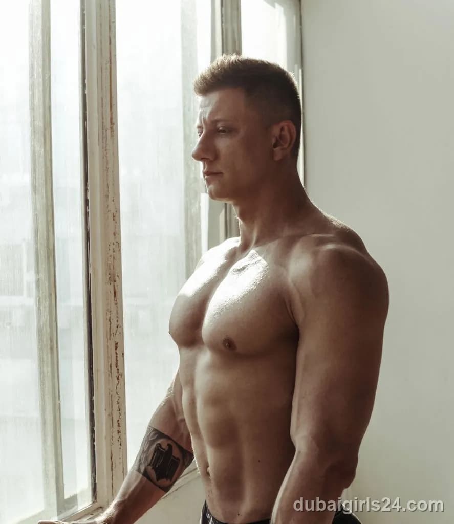 Silas, Russian escort in JVC, Dubai — photo 4