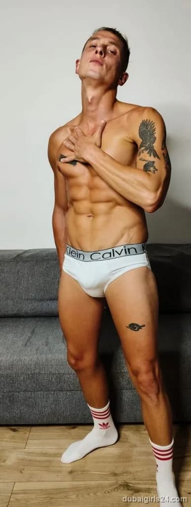 Cedric, British escort in Bur Dubai, Dubai — photo 4
