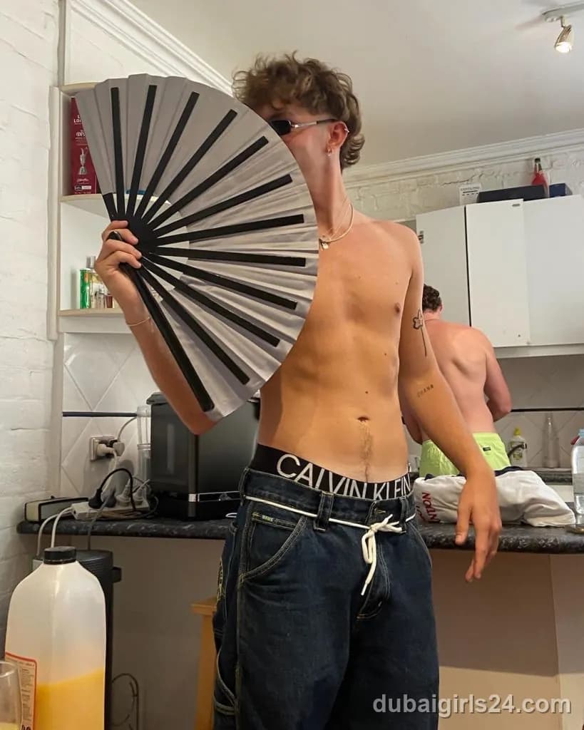 Valentin, British escort in JVC, Dubai — photo 2