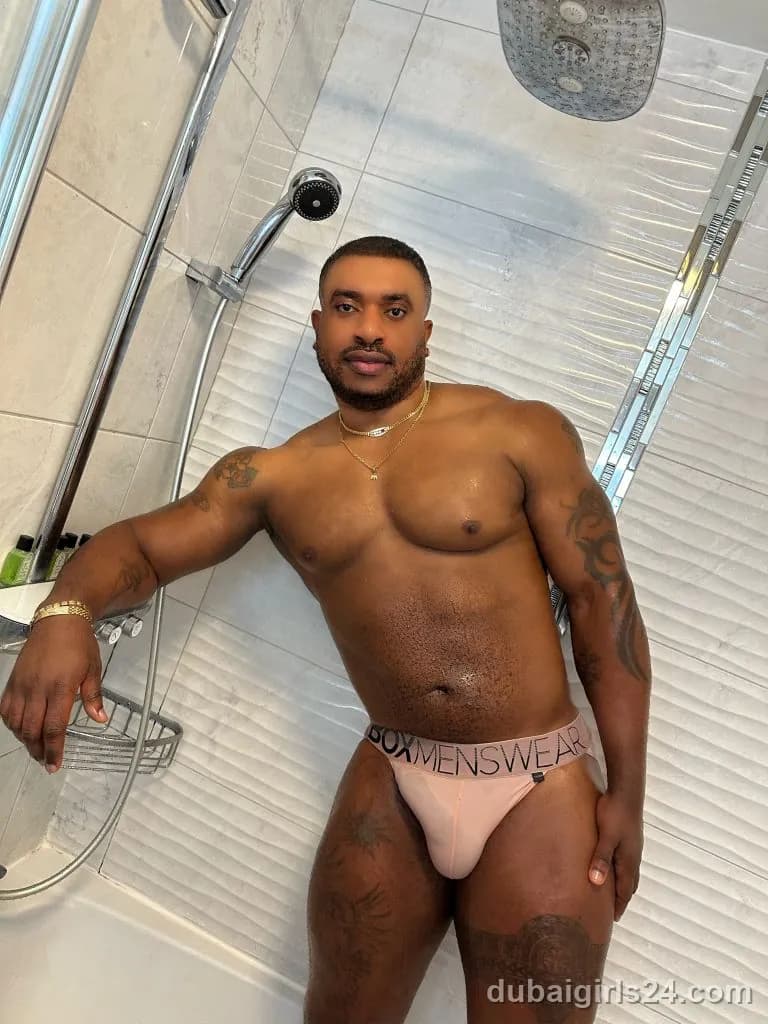 Mikael, Nigerian escort in Deira, Dubai — photo 3