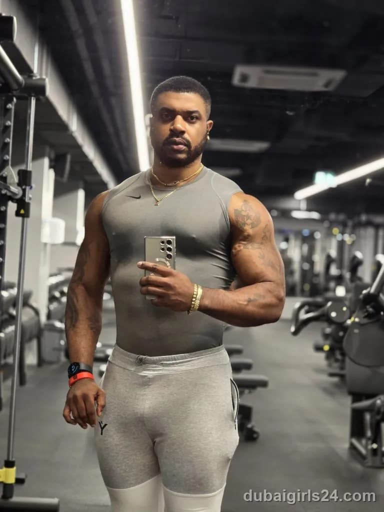 Mikael, Nigerian escort in Deira, Dubai — photo 6