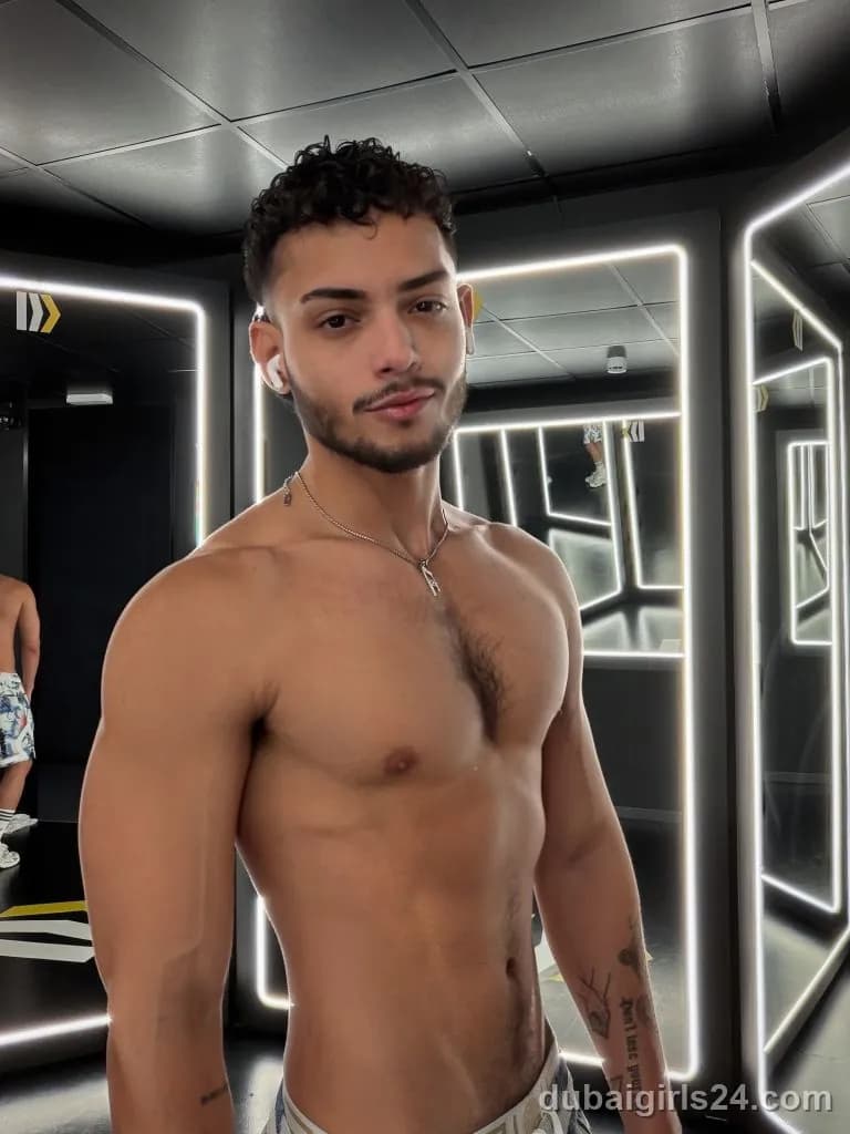 Alexei, Colombian escort in Downtown Dubai, Dubai