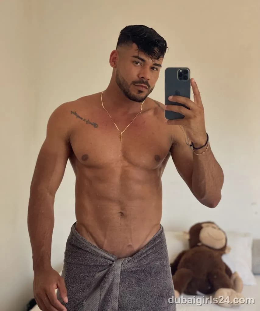Anton, Colombian escort in Deira, Dubai — photo 3