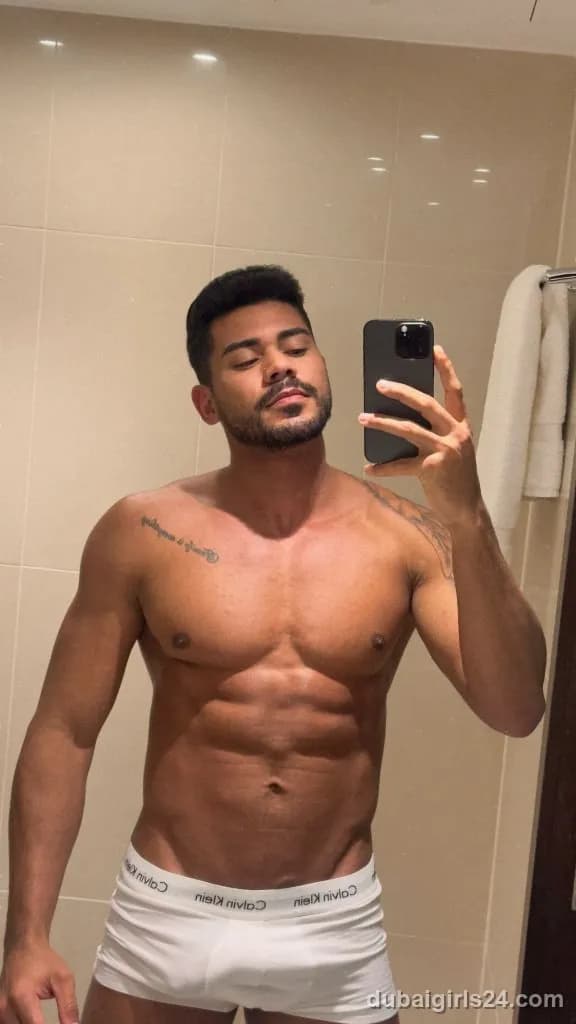 Anton, Colombian escort in Deira, Dubai — photo 5