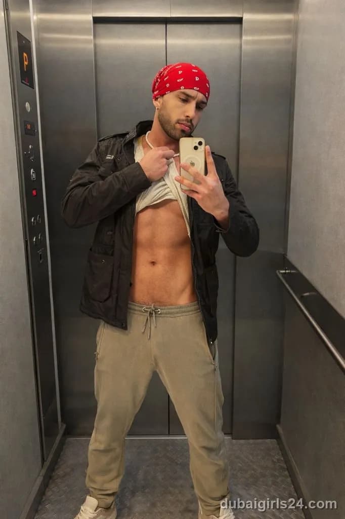 Tomas, Brazilian escort in JVC, Dubai — photo 4