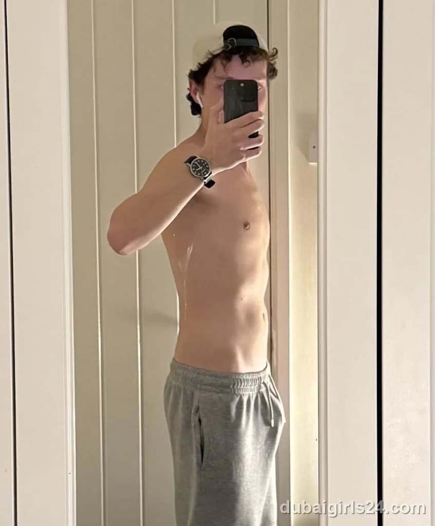 Diego, Colombian escort in Business Bay, Dubai