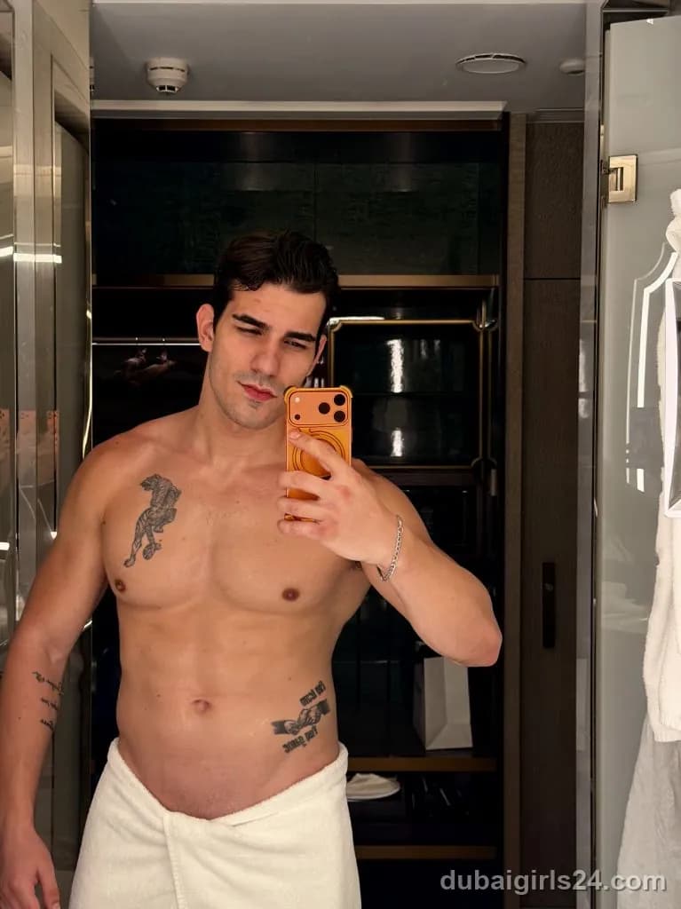 Tarek, Belarusian escort in Business Bay, Dubai — photo 2