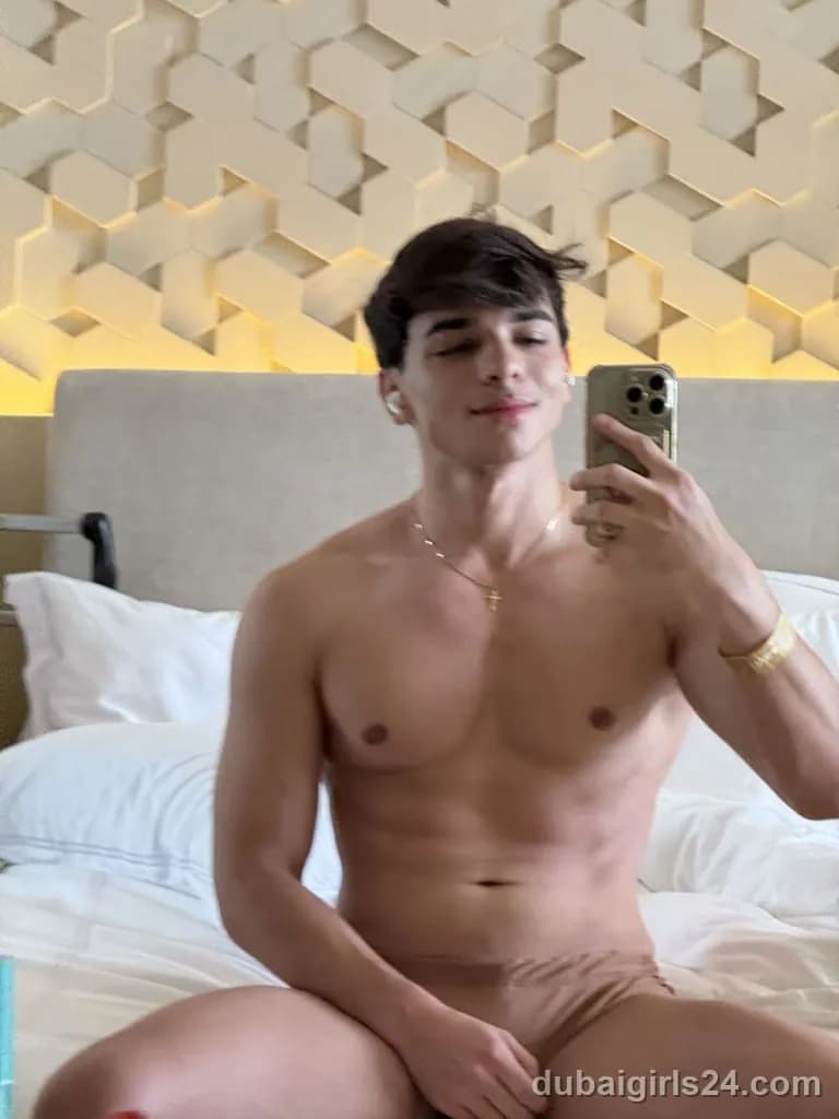 Vito, Brazilian escort in Business Bay, Dubai