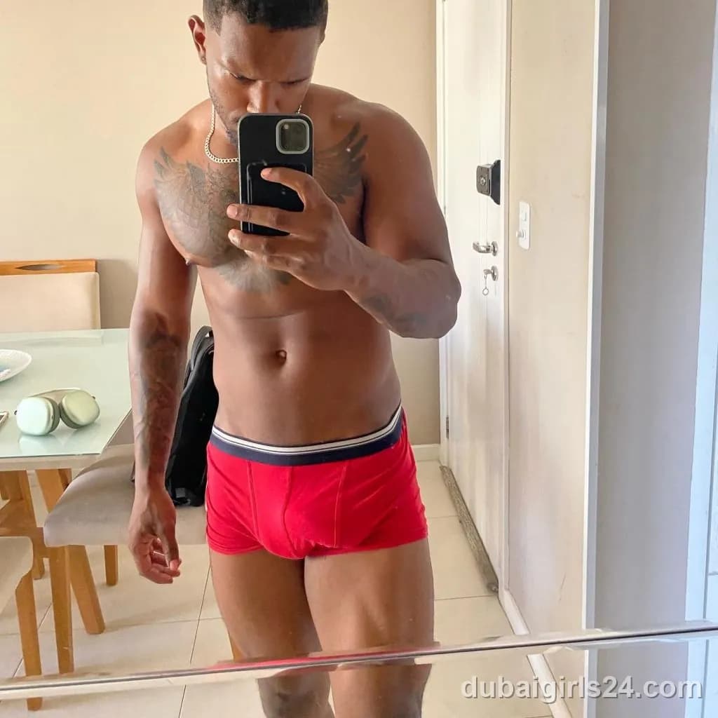 Maks, Colombian escort in Downtown Dubai, Dubai