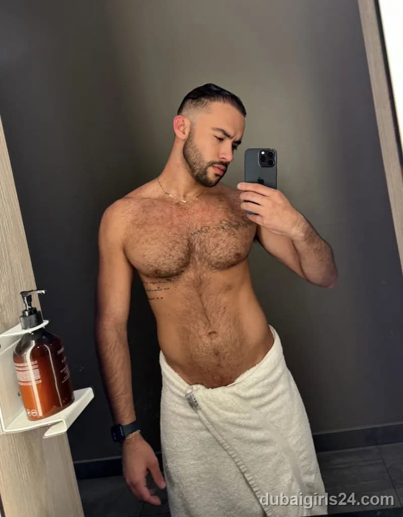 Victor, Colombian escort in JBR, Dubai — photo 5