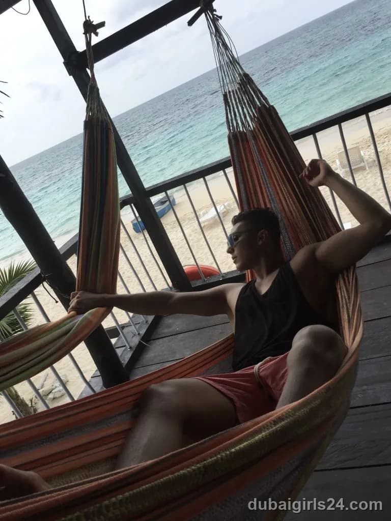 Viktor, Brazilian escort in Business Bay, Dubai — photo 5