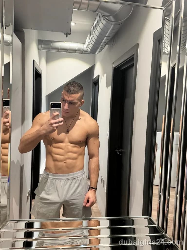 Jorge, Russian escort in Deira, Dubai — photo 2