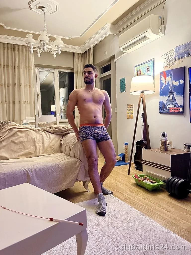 Piero, Brazilian escort in JVC, Dubai — photo 4
