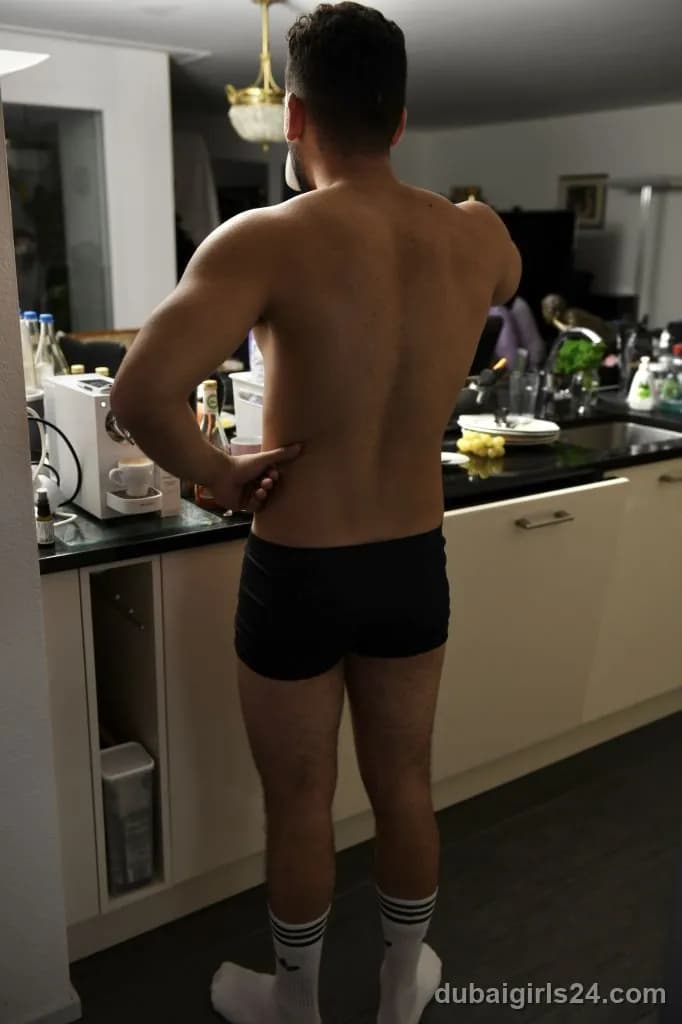 Ilya, Brazilian escort in Business Bay, Dubai — photo 3