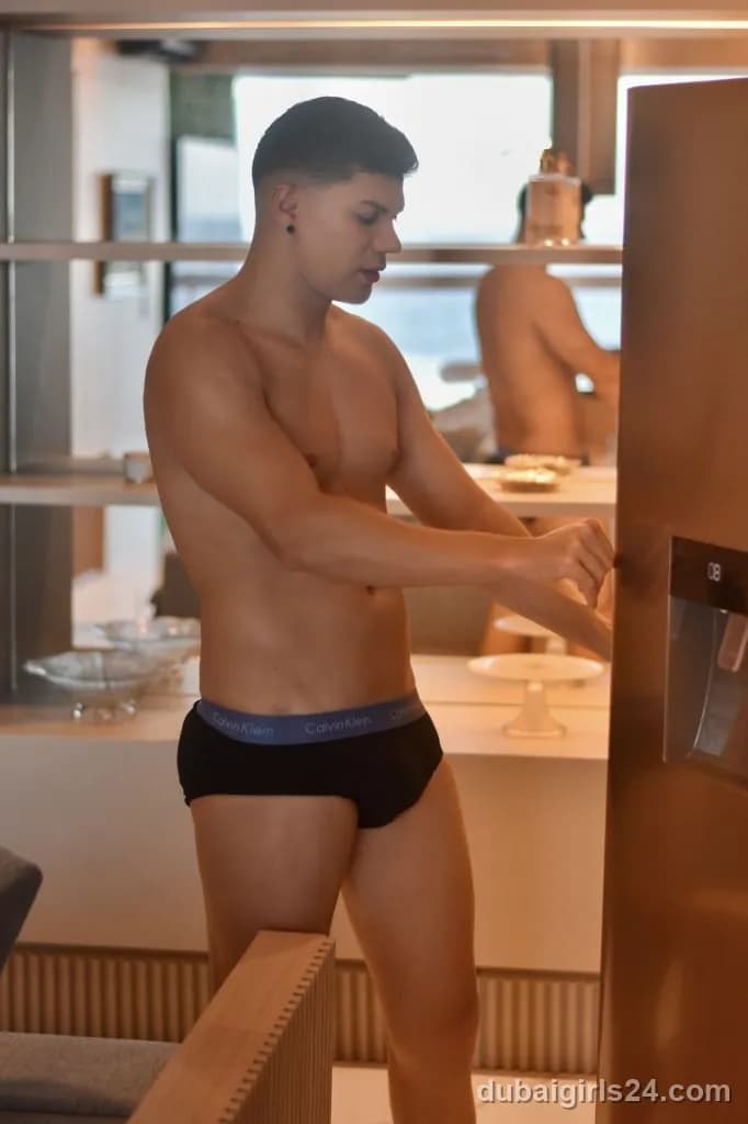 Ziad, Colombian escort in Palm Jumeirah, Dubai — photo 3