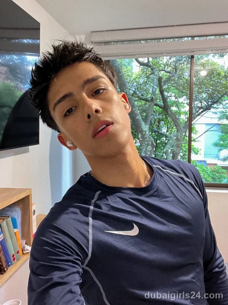 Amir, Colombian escort in Bur Dubai, Dubai