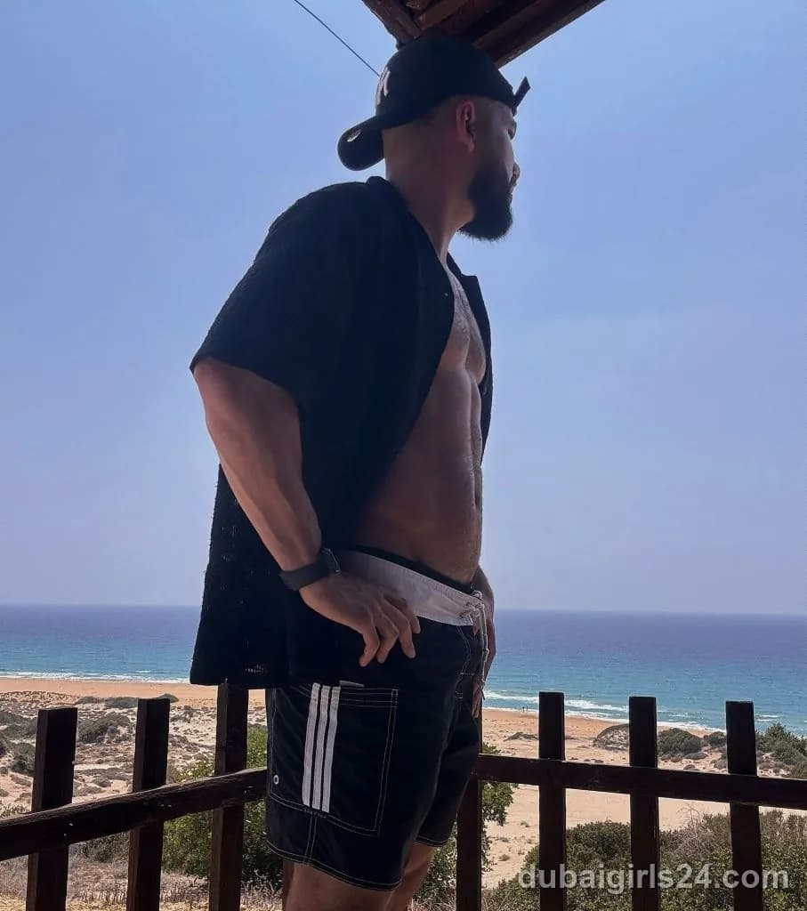 Tobias, Brazilian escort in JVC, Dubai — photo 2
