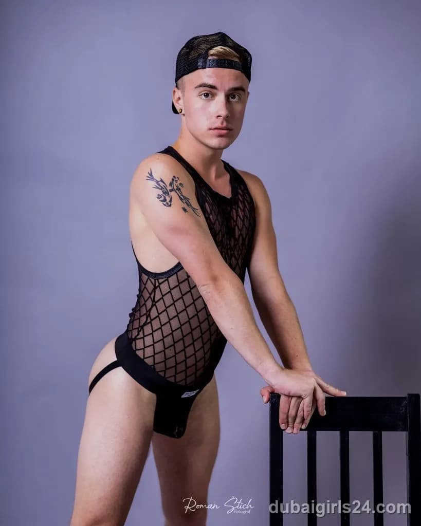 Hugo, Belarusian escort in Palm Jumeirah, Dubai