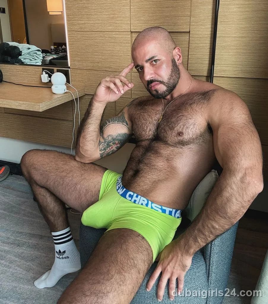 Damian, Brazilian escort in Palm Jumeirah, Dubai