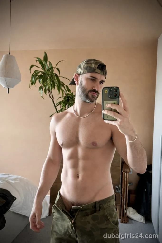 Miroslav, British escort in Dubai Marina, Dubai